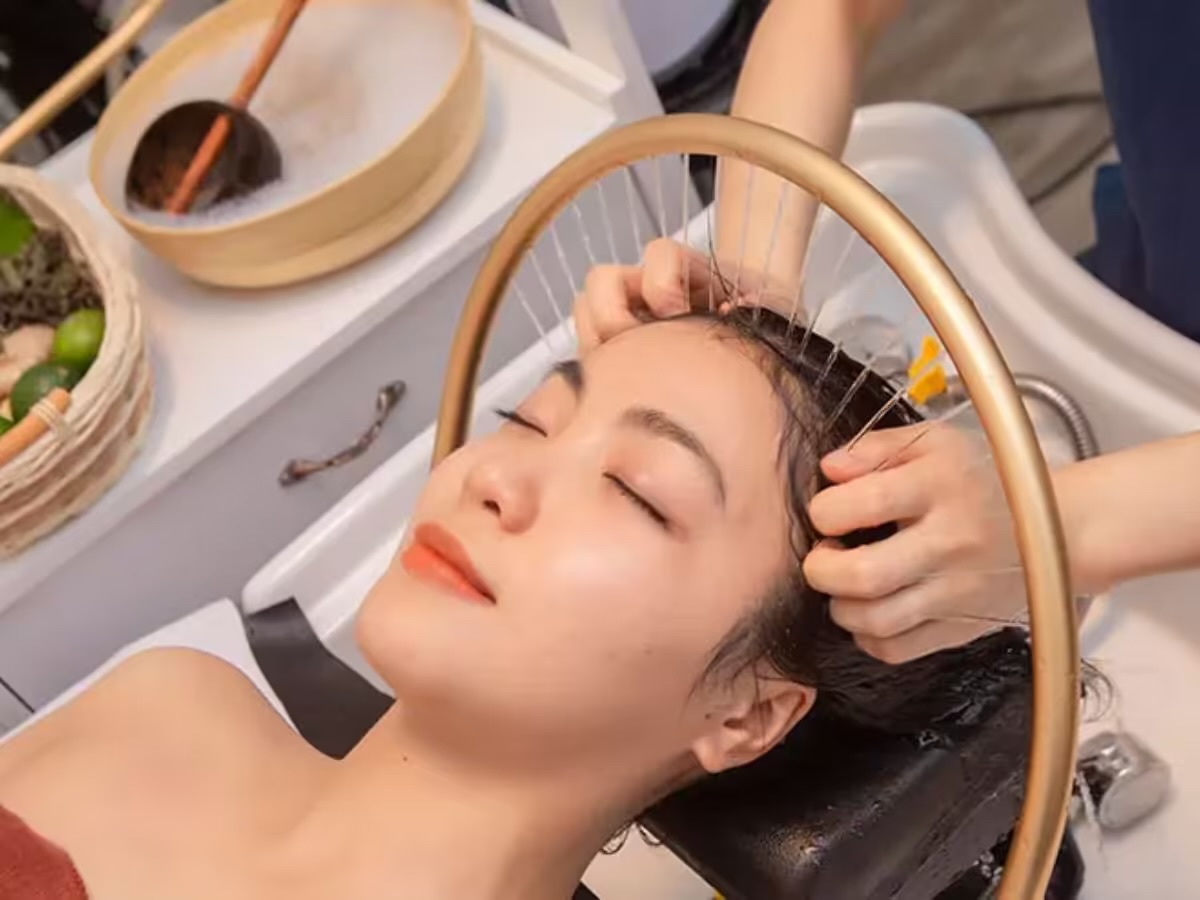 ROSIE SPA SIGNATUE JAPANESE HERBAL HEAD SPA THERAPY – 100 MINUTES | $189